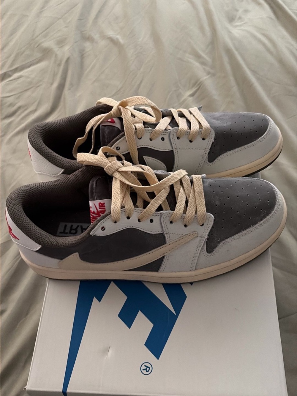 Men’s Low-Top Sneakers - White / Gray / Cream. Travis Scott. Air Jordan one - Picture 2 of 7